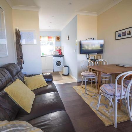 Chalet For Hire At Rainbows End Near A Beautiful Norfolk Beach Ref 31039R Bacton  Esterno foto
