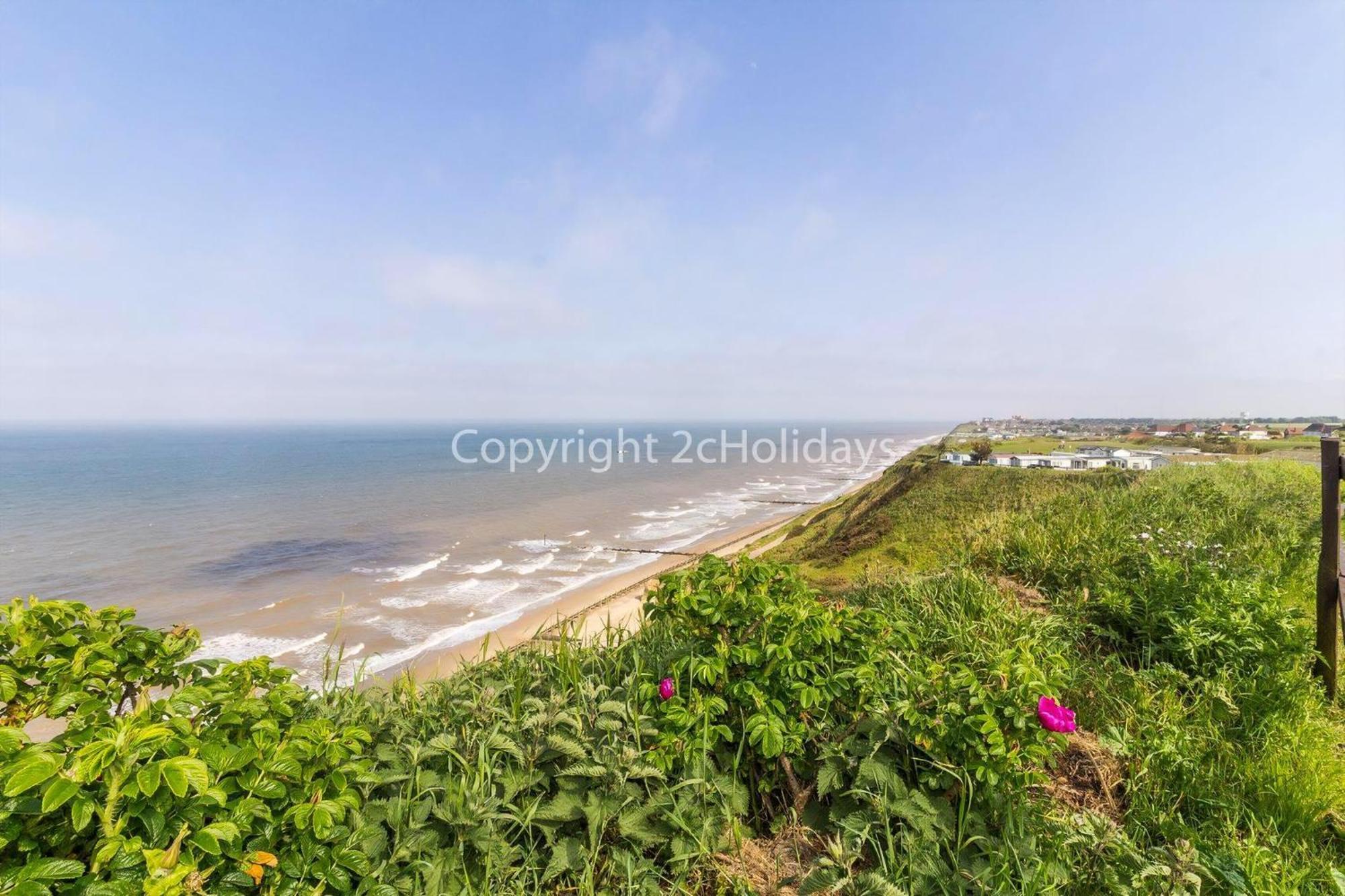 Chalet For Hire At Rainbows End Near A Beautiful Norfolk Beach Ref 31039R Bacton  Esterno foto